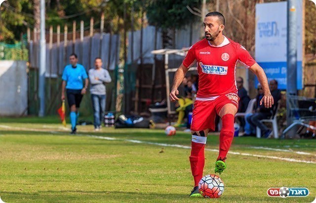 המוציא לפועל במרמורק. אבושדיד (יוסי סוריק)